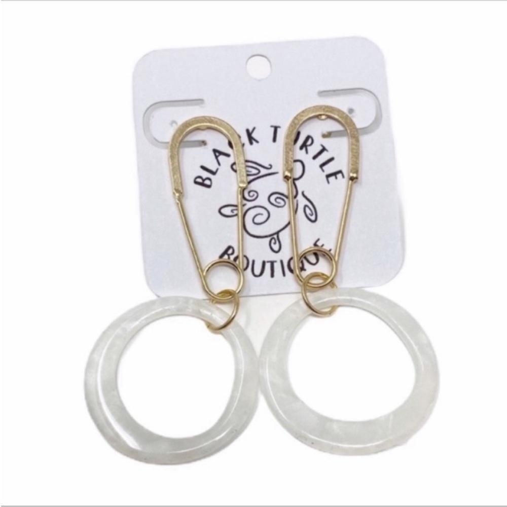 Gold safety pin marble earrings NEW